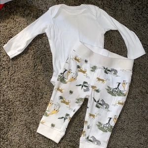 Safari outfit Old Navy 3-6m